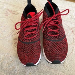 Women’s Nike Flynit Air Max